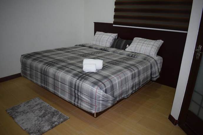Imagen de la habitación del Hotel Van Der Salle. Foto 13