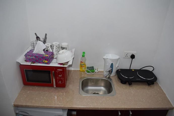 Imagen de la habitación del Hotel Van Der Salle. Foto 20