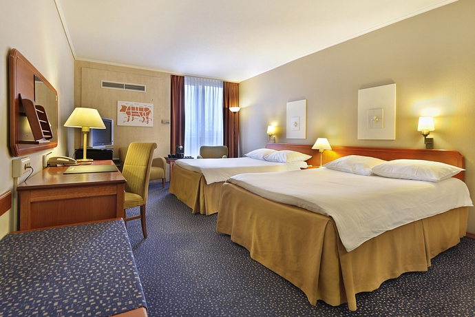 Imagen de la habitación del Hotel Van Der Valk Antwerpen. Foto 10