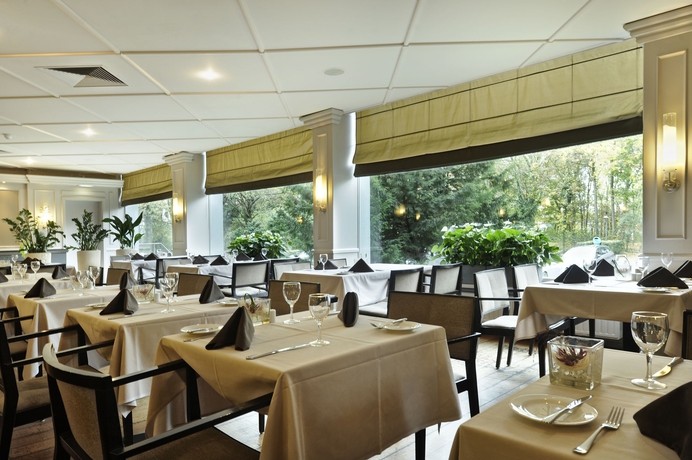 Imagen del bar/restaurante del Hotel Van Der Valk Antwerpen. Foto 7