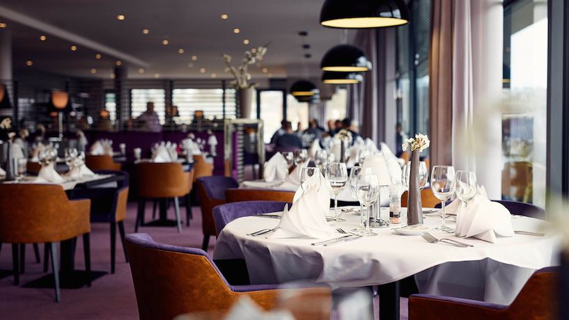 Imagen de los interiores del Hotel Van Der Valk Charleroi Airport. Foto 20