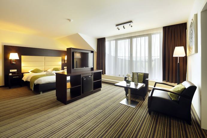 Imagen de la habitación del Hotel Van Der Valk Charleroi Airport. Foto 15