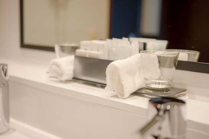 Imagen de la habitación del Hotel Van Der Valk Den Haag Wassenaar. Foto 4