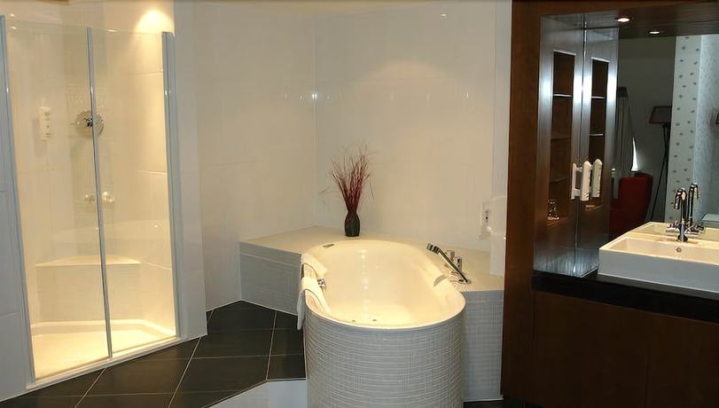 Imagen de la habitación del Hotel Van Der Valk Den Haag Wassenaar. Foto 12