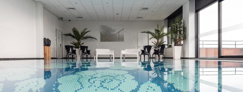 Imagen de la piscina del Hotel Van Der Valk Duiven Near Arnhem A12. Foto 15