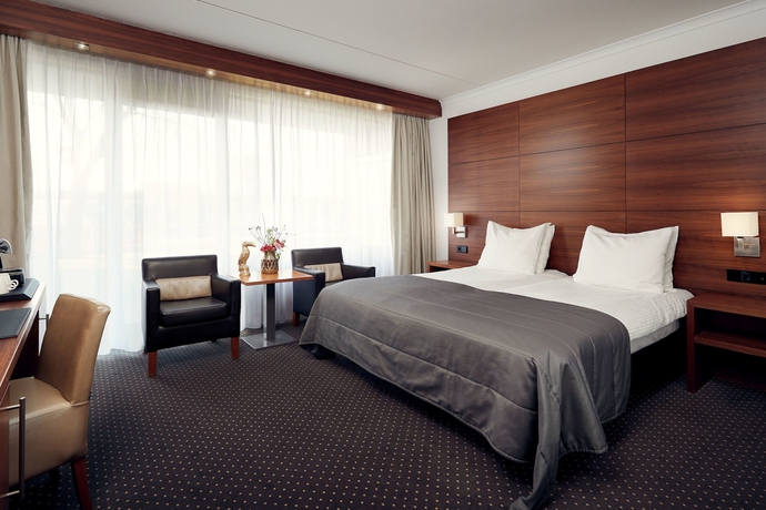 Imagen de la habitación del Hotel Van Der Valk Eindhoven. Foto 15
