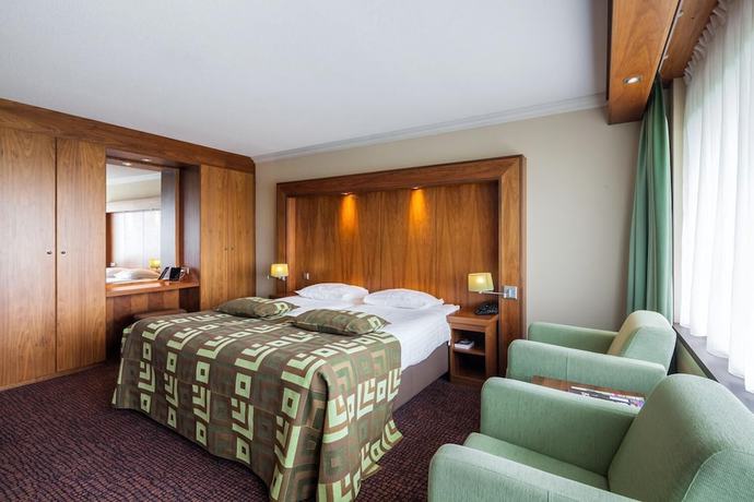 Imagen de la habitación del Hotel Van Der Valk Emmen. Foto 13