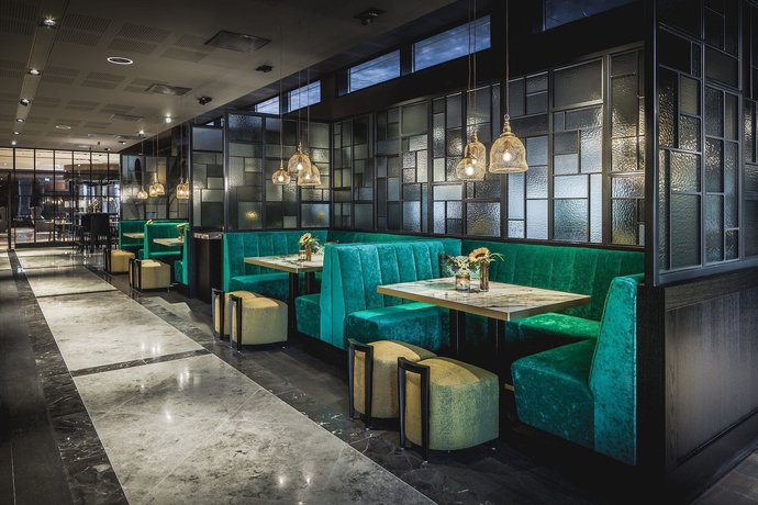 Imagen del bar/restaurante del Hotel Van Der Valk Enschede. Foto 3