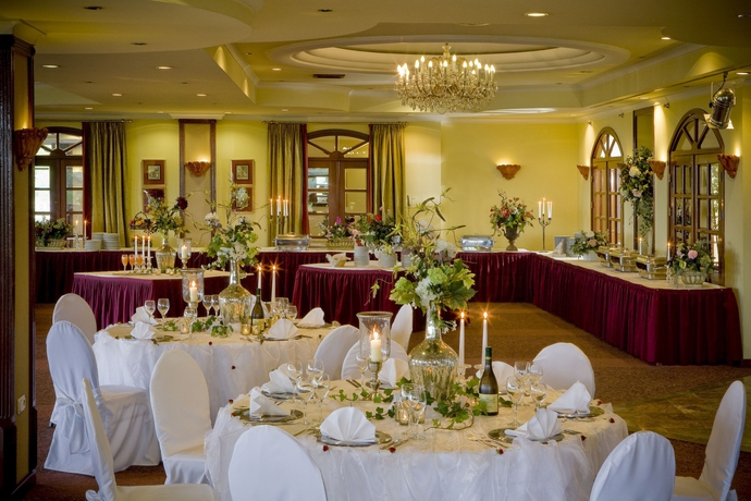 Imagen del bar/restaurante del Hotel Van Der Valk Gladbeck. Foto 5