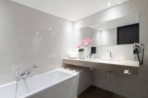 Imagen de la habitación del Hotel Van Der Valk Heerlen. Foto 16