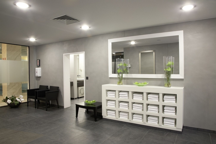 Imagen de la piscina del Hotel Van Der Valk Hildesheim. Foto 12