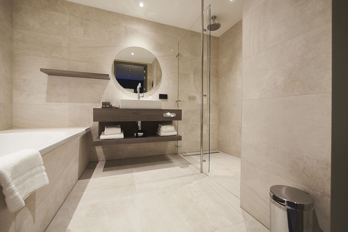 Imagen de la habitación del Hotel Van Der Valk Leeuwarden. Foto 17