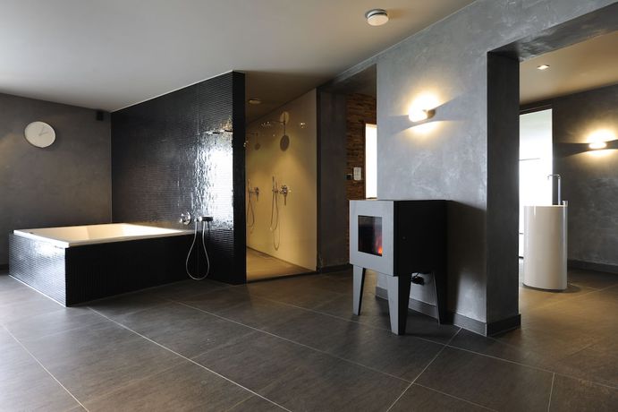 Imagen de la piscina del Hotel Van Der Valk Melle - Osnabr&uuml;ck. Foto 20