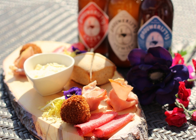 Imagen del bar/restaurante del Hotel Van Der Valk Palace Noordwijk. Foto 2