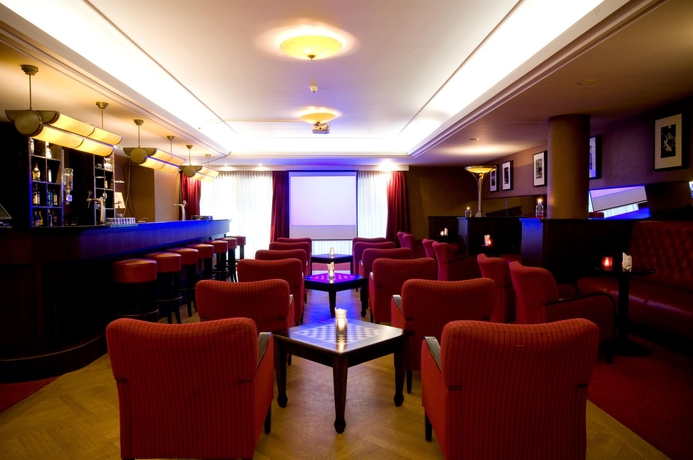 Imagen del bar/restaurante del Hotel Van Der Valk Palace Noordwijk. Foto 4