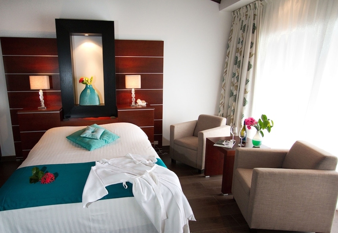 Imagen de la habitación del Hotel Van Der Valk Plaza Beach and Dive Resort Bonaire. Foto 3