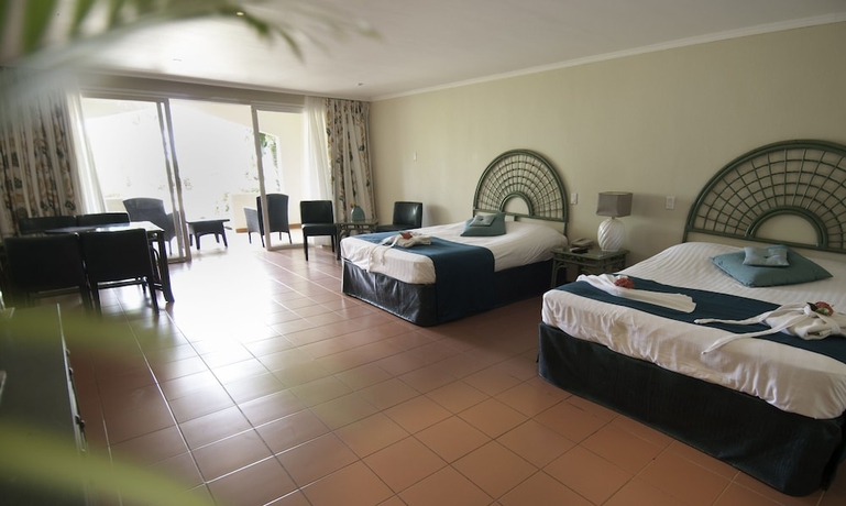 Imagen de la habitación del Hotel Van Der Valk Plaza Beach and Dive Resort Bonaire. Foto 5