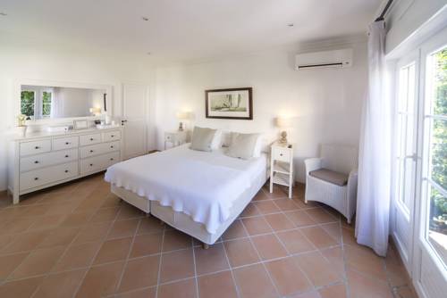 Imagen de la habitación del Hotel Van Der Valk Saint Aygulf. Foto 7