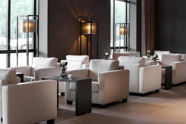 Imagen del bar/restaurante del Hotel Van Der Valk Sneek. Foto 2