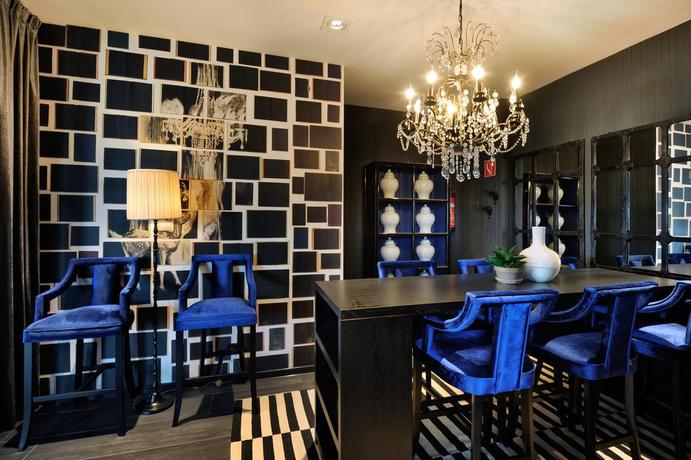 Imagen de los interiores del Hotel Van Der Valk Tiel. Foto 9