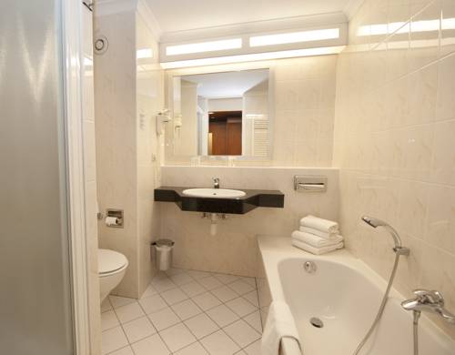 Imagen de la habitación del Hotel Van Der Valk Venlo. Foto 12