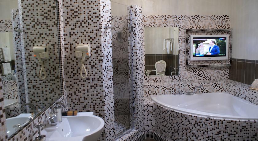 Imagen de la habitación del Hotel Van Hotel. Foto 5