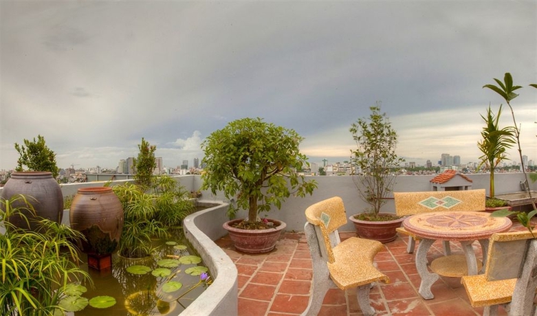 Imagen de los exteriores del Hotel Van Mieu 2. Foto 9