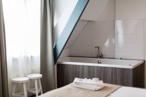 Imagen de la habitación del Hotel Van Renenpark. Foto 10