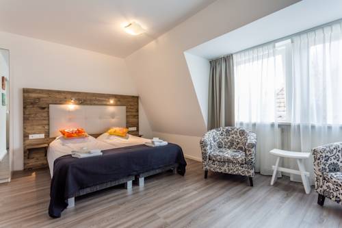 Imagen de la habitación del Hotel Van Renenpark. Foto 11