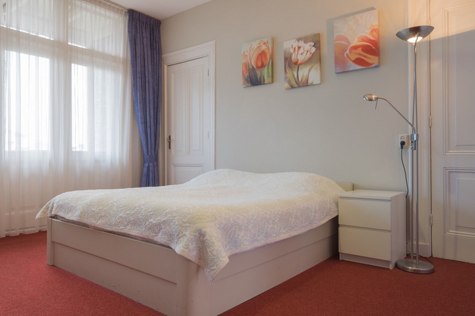 Imagen de la habitación del Hotel Van Walsum. Foto 6