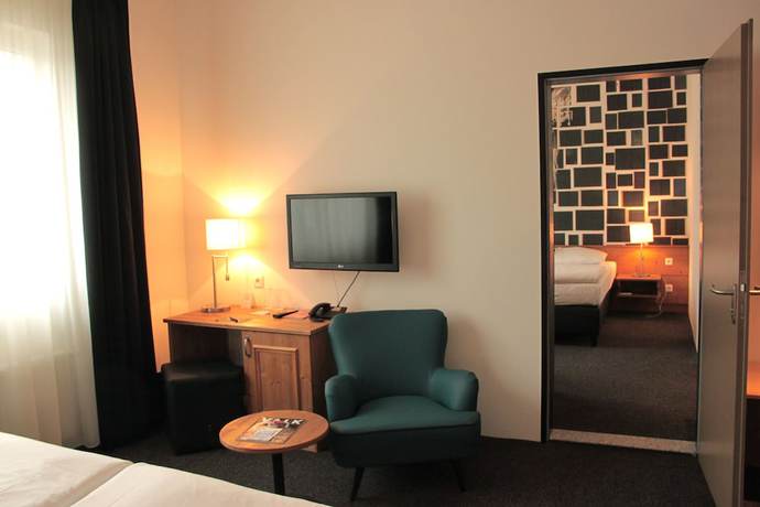 Imagen de la habitación del Hotel Van der Valk Hamburg-Wittenburg. Foto 8