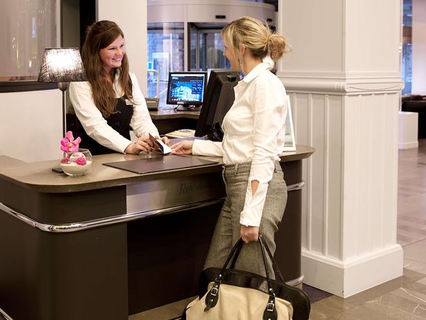 Imagen de los interiores del Hotel Van der Valk Hotel Spa. Foto 16