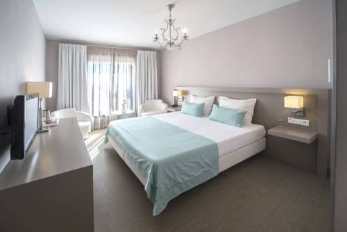 Imagen de la habitación del Hotel Van der Valk Le Catalogne Saint Aygulf. Foto 2