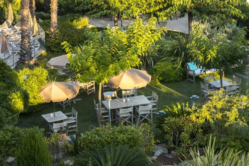 Imagen de la habitación del Hotel Van der Valk Le Catalogne Saint Aygulf. Foto 11