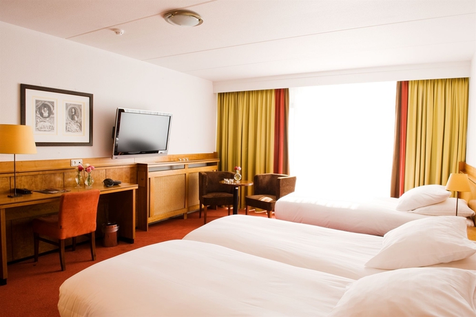 Imagen de la habitación del Hotel Van der Valk Schiphol. Foto 6