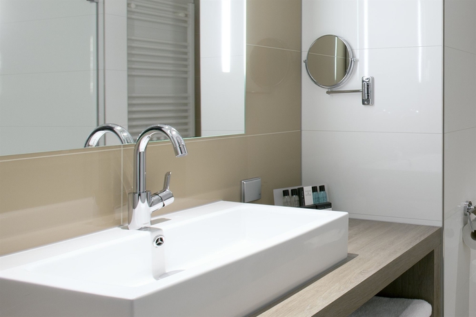 Imagen de la habitación del Hotel Van der Valk Schiphol. Foto 7