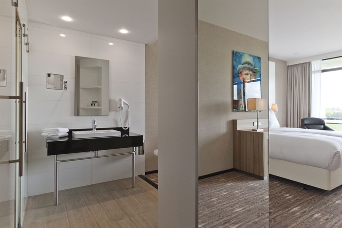 Imagen de la habitación del Hotel Van der Valk Schiphol. Foto 8