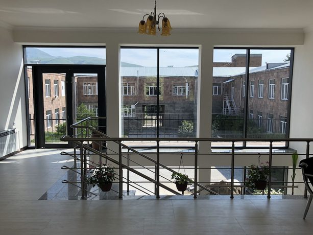 Imagen de los interiores del Hotel Vanadzor Armenia. Foto 19