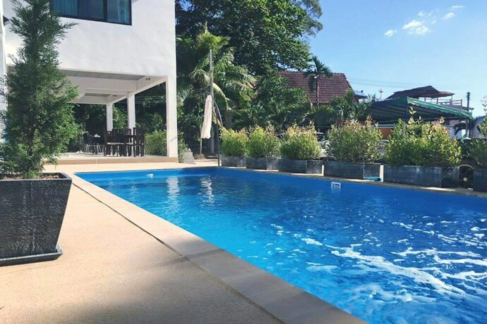 Imagen de la piscina del Hotel Vanavaree Resort. Foto 38