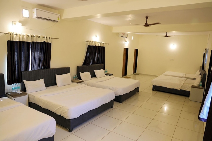 Imagen de la habitación del Hotel Vanbhoomi Resort. Foto 11