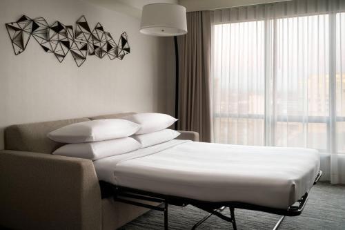 Imagen de la habitación del Hotel Vancouver Airport Marriott. Foto 8