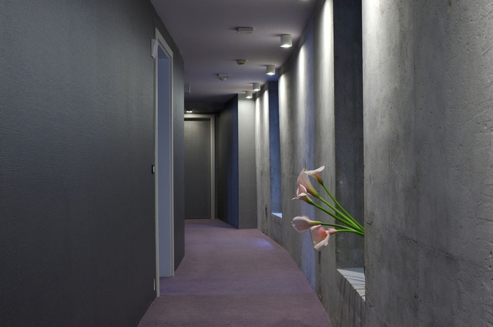 Imagen de los interiores del Hotel Vander Urbani Resort – A Member Of Design Hotels. Foto 10