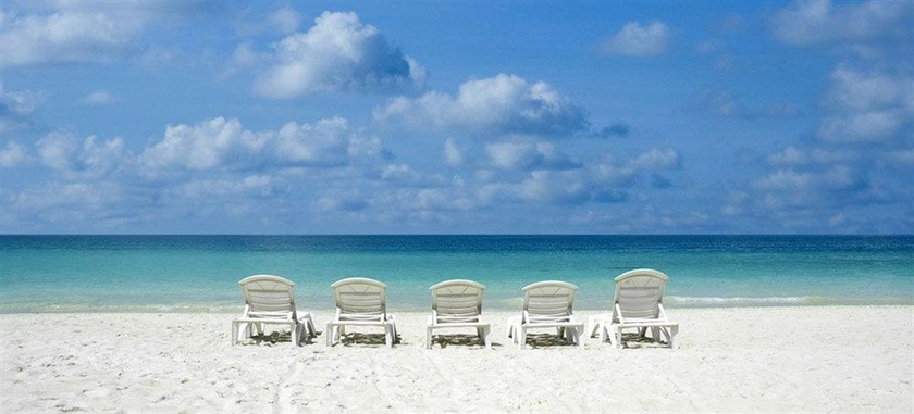 Imagen de los exteriores del Hotel Vanderbilt Beach Resort. Foto 7