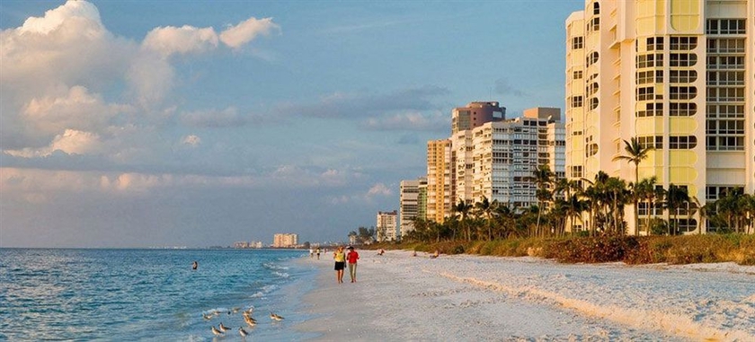 Imagen de los exteriores del Hotel Vanderbilt Beach Resort. Foto 8