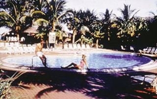 Imagen de la piscina del Hotel Vanderbilt Inn On the Gulf. Foto 2