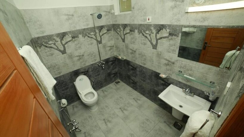 Imagen general del Hotel Vandi. Foto 13