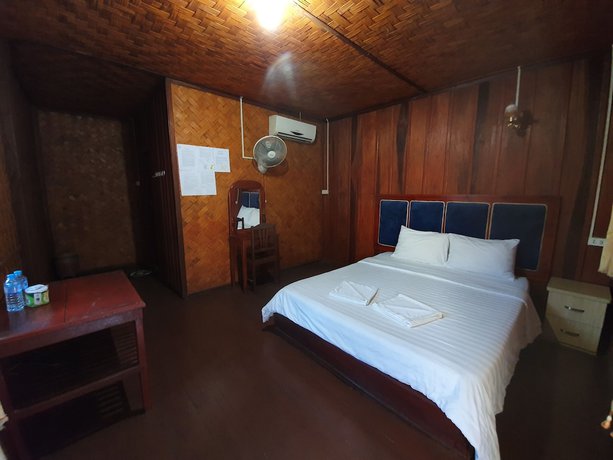Imagen de la habitación del Hotel Vang Vieng Garden Bungalow. Foto 2