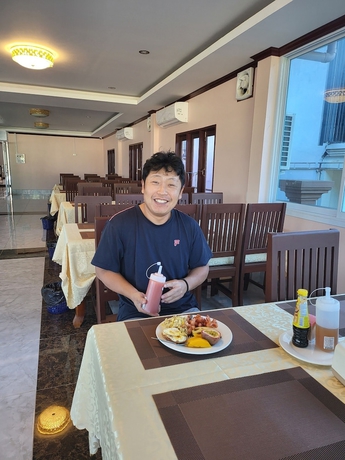 Imagen del bar/restaurante del Hotel VangVieng Chanthala. Foto 2