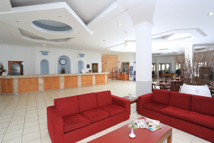 Imagen de los interiores del Hotel Vangelis Hotel and Suites. Foto 8