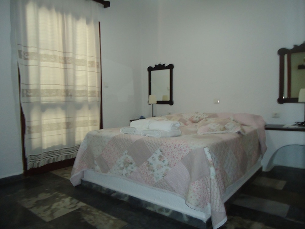 Imagen de la habitación del Hotel Vangelis Villas. Foto 12